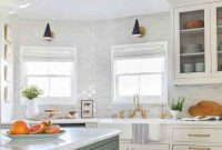 Simple kitchen decor ideas