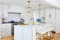 White and gold kitchen decor