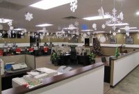 Christmas decor ideas in the office