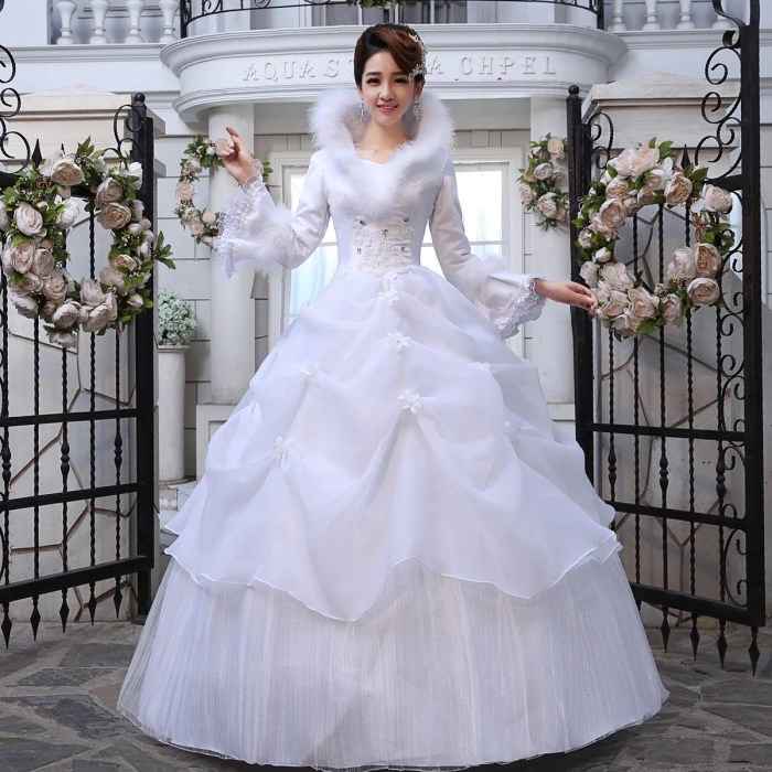 Winter wedding dress with fur